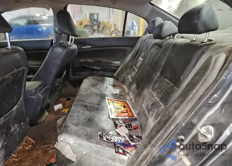 2011 Honda Accord Se from USA, damaged, VIN 1HGCP2F66BA131710